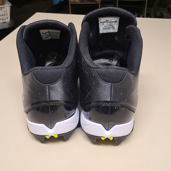 Nike Alpha Shark football cleats size 16 - Picture 5 of 7